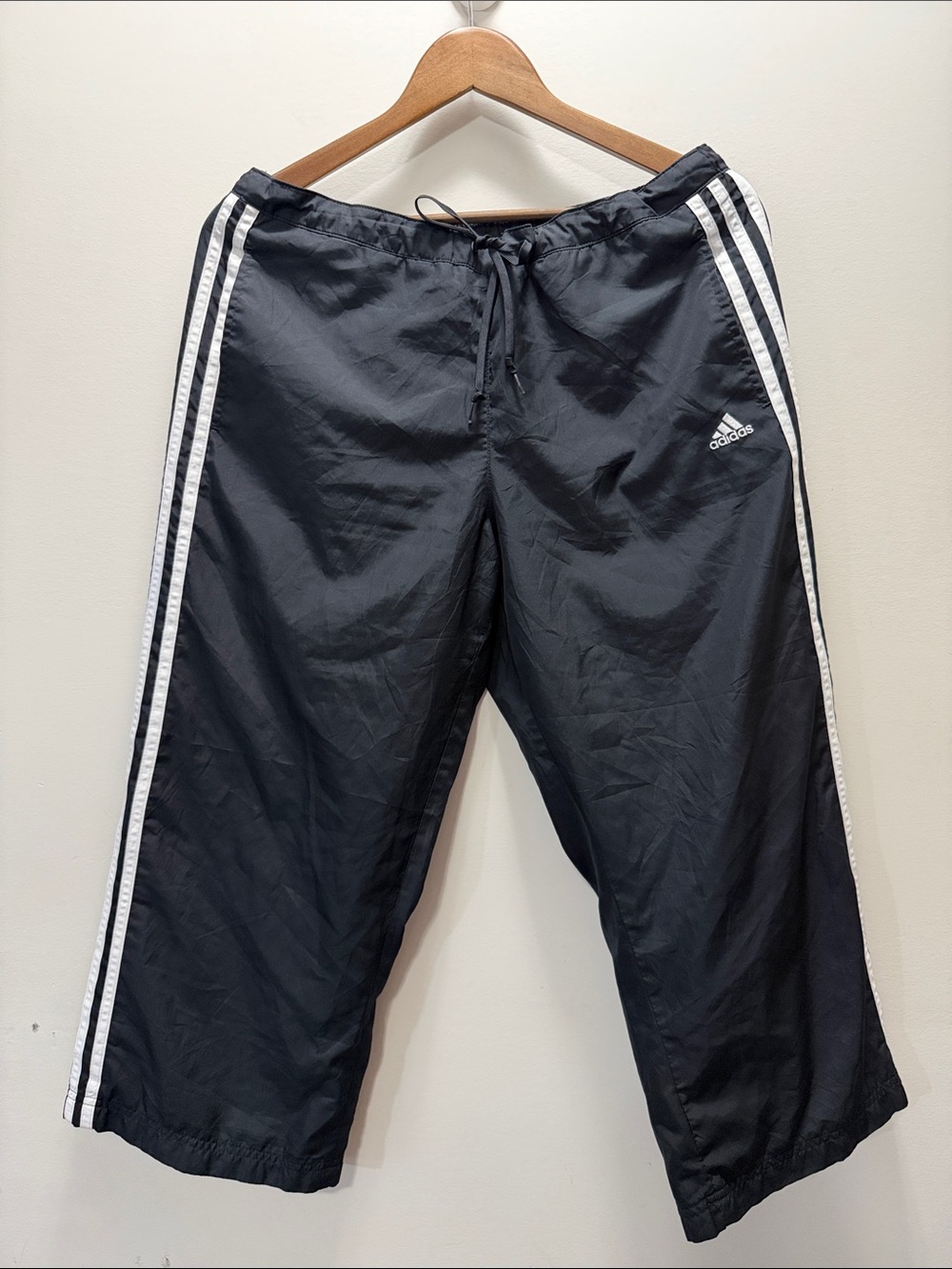 Vintage adidas Black Track Capris Pants Waist 32 / L31/ Inseam22